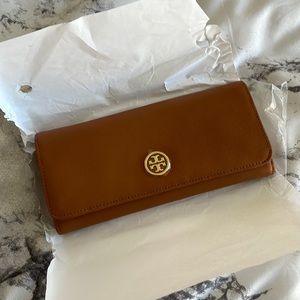 Authentic Tory Burch brown wallet